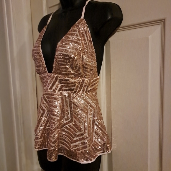 Forever 21 sequin NWT tank top size medium - Picture 4 of 7